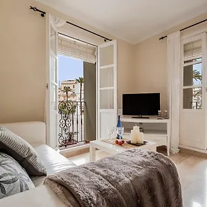 Little Sopranis Little Apartment